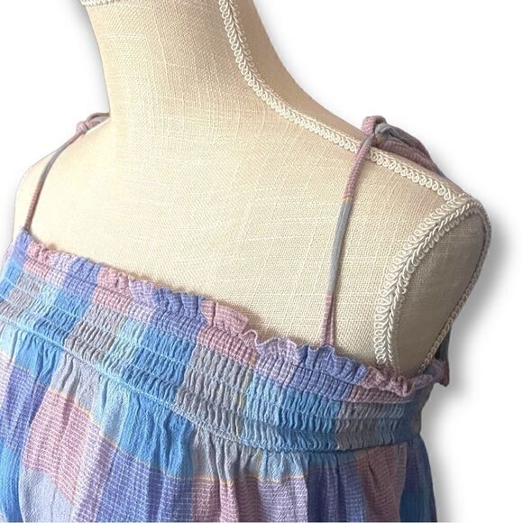 Loft | EUC Women’s Loft XS Pink Blue Plaid Smocked Tie Shoulder Cami Tank Top - Picture 6 of 7